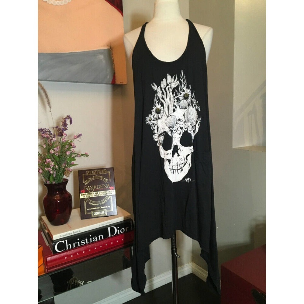291 Black & White High Low Skull Flowers Dress